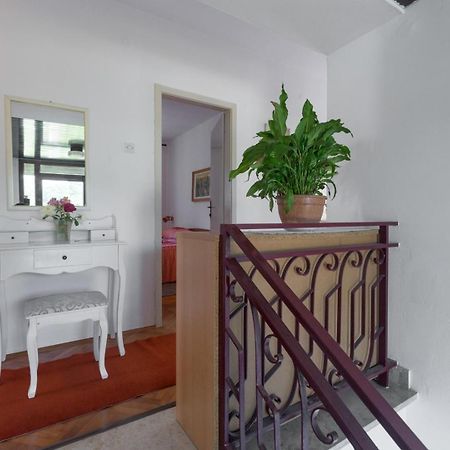 Anamarija Apartments Near The Beach And The Fantastic Adria Sea With Over 10 Small Islands Close By Funtana Exterior photo
